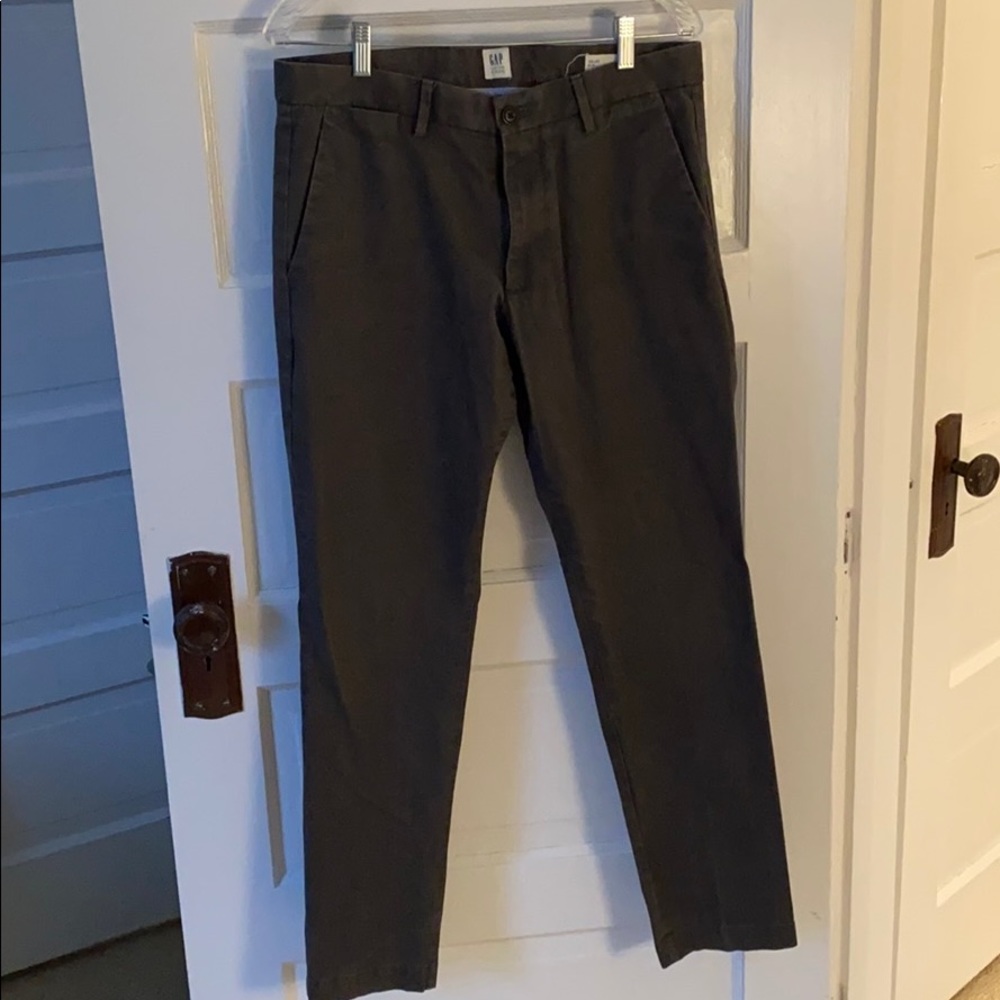 GAP Men’s Chino Pant 32x30